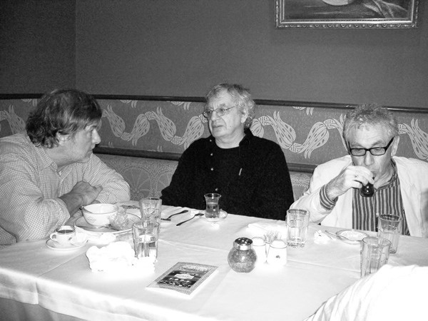 Иллюстрация к книге — Ермолка под тюрбаном [i_035.jpg]