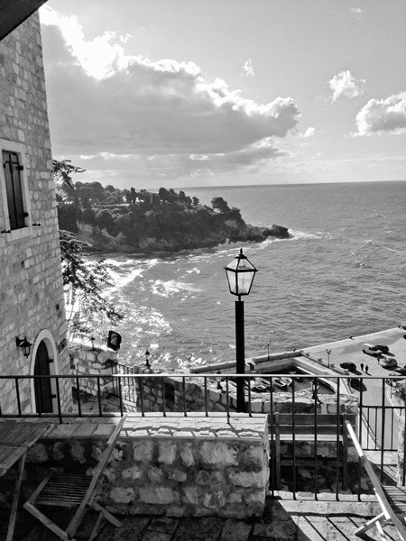 Иллюстрация к книге — Ермолка под тюрбаном [i_039.jpg]