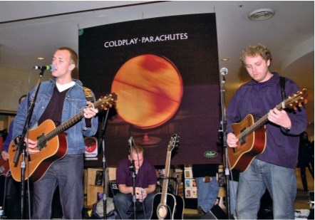 Иллюстрация к книге — Viva Coldplay! История британской группы, покорившей мир [image17.jpg]