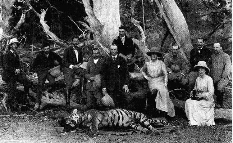 Иллюстрация к книге — Упадок и разрушение Британской империи 1781-1997 [i_004.jpg]