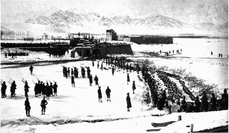 Иллюстрация к книге — Упадок и разрушение Британской империи 1781-1997 [i_020.jpg]