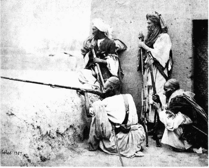 Иллюстрация к книге — Упадок и разрушение Британской империи 1781-1997 [i_021.jpg]