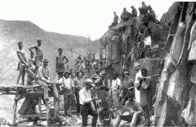 Иллюстрация к книге — Упадок и разрушение Британской империи 1781-1997 [i_026.jpg]