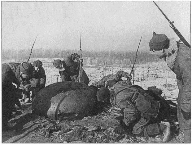 Иллюстрация к книге — Расстрелянные Герои Советского Союза [i_039.jpg]