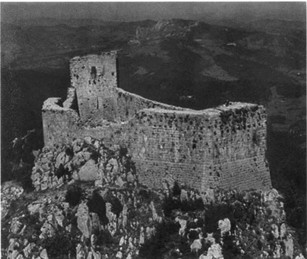 Иллюстрация к книге — Повседневная жизнь во времена трубадуров XII-XIII веков [i_017.jpg]