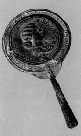 Иллюстрация к книге — Повседневная жизнь древнегреческих женщин в классическую эпоху [i_020.jpg]