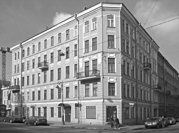 Иллюстрация к книге — Такая удивительная Лиговка [i_010.jpg]