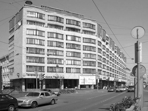 Иллюстрация к книге — Такая удивительная Лиговка [i_093.jpg]