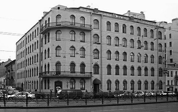 Иллюстрация к книге — Такая удивительная Лиговка [i_151.jpg]