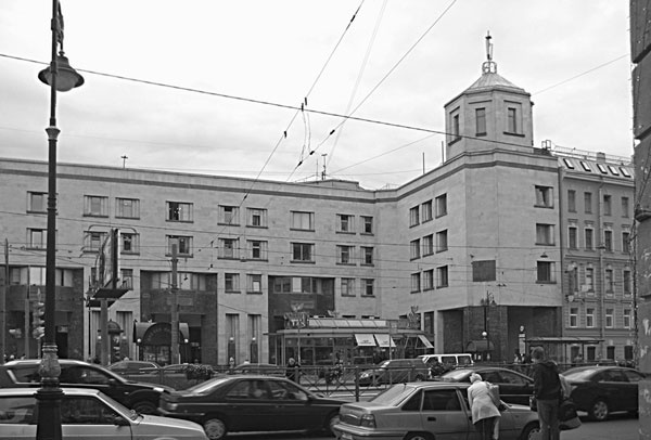 Иллюстрация к книге — Такая удивительная Лиговка [i_154.jpg]