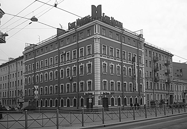 Иллюстрация к книге — Такая удивительная Лиговка [i_159.jpg]