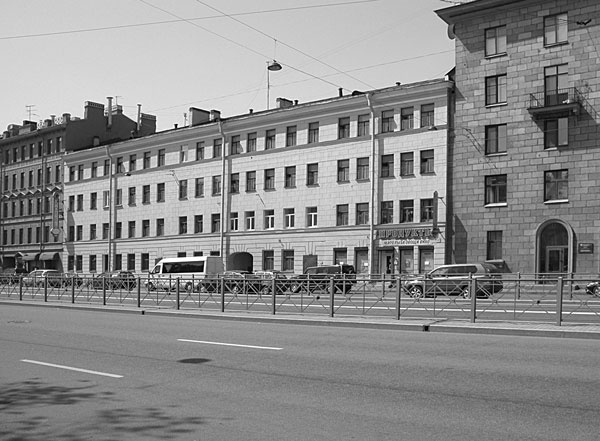 Иллюстрация к книге — Такая удивительная Лиговка [i_193.jpg]