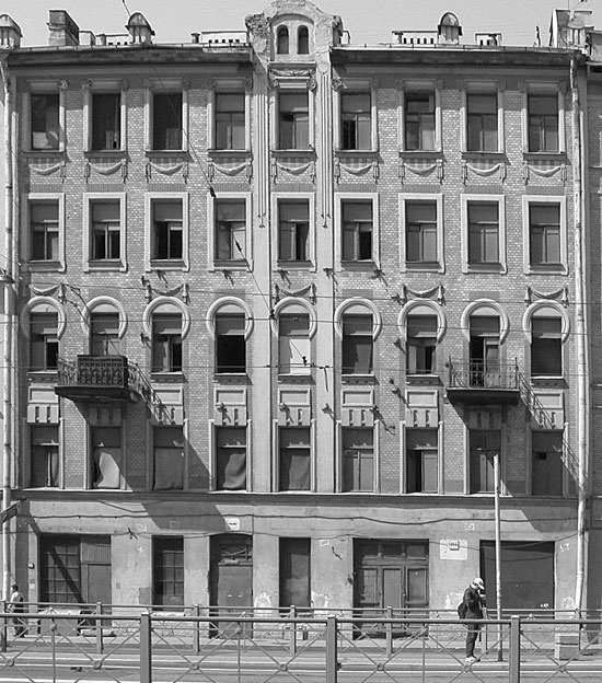 Иллюстрация к книге — Такая удивительная Лиговка [i_195.jpg]