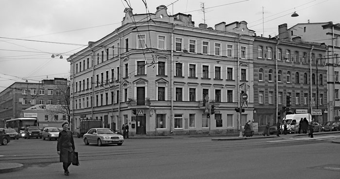 Иллюстрация к книге — Такая удивительная Лиговка [i_212.jpg]