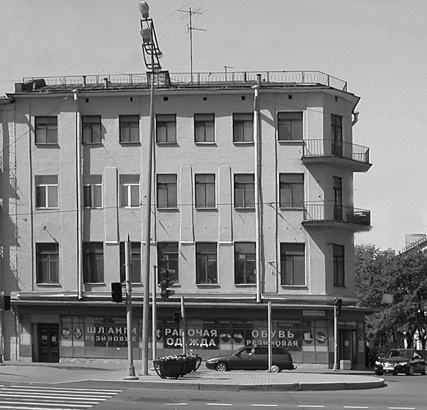 Иллюстрация к книге — Такая удивительная Лиговка [i_228.jpg]