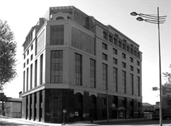 Иллюстрация к книге — Такая удивительная Лиговка [i_249.jpg]