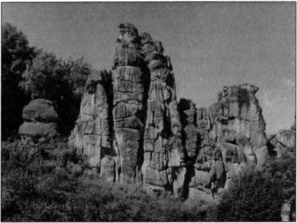 Иллюстрация к книге — Стоунхендж Третьего рейха [i_030.jpg]