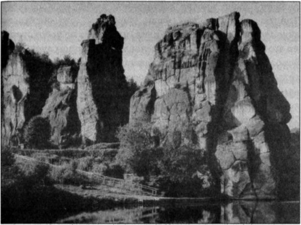 Иллюстрация к книге — Стоунхендж Третьего рейха [i_080.jpg]