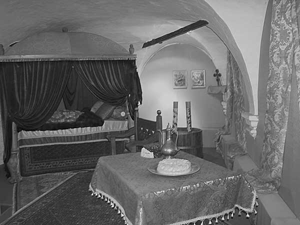 Иллюстрация к книге — Опричнина и &quot;псы государевы&quot; [i_014.jpg]