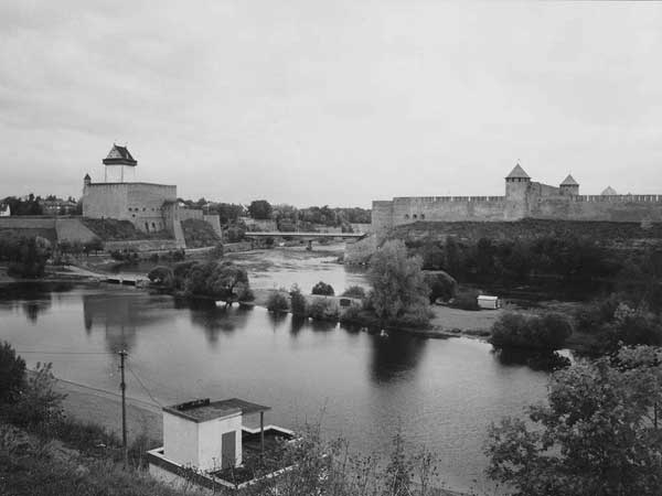 Иллюстрация к книге — Опричнина и "псы государевы" [i_021.jpg]