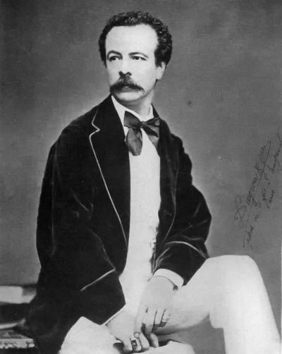 Иллюстрация к книге — Век моды [_09.jpg]