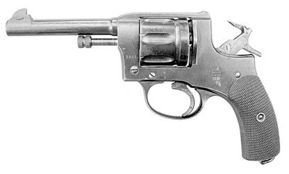 Иллюстрация к книге — 1916. Война и мир [doc2fb_image_02000013.jpg]