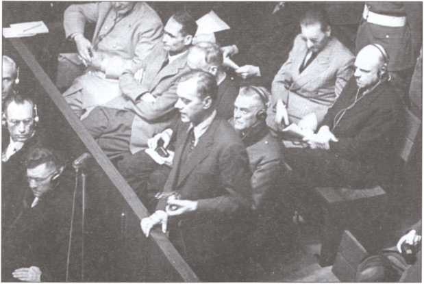 Иллюстрация к книге — Нюрнбергский дневник [i_015.jpg]