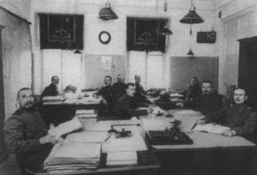 Иллюстрация к книге — Повседневная жизнь российских жандармов [i_024.jpg]