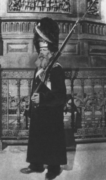 Иллюстрация к книге — Повседневная жизнь российских жандармов [i_075.jpg]