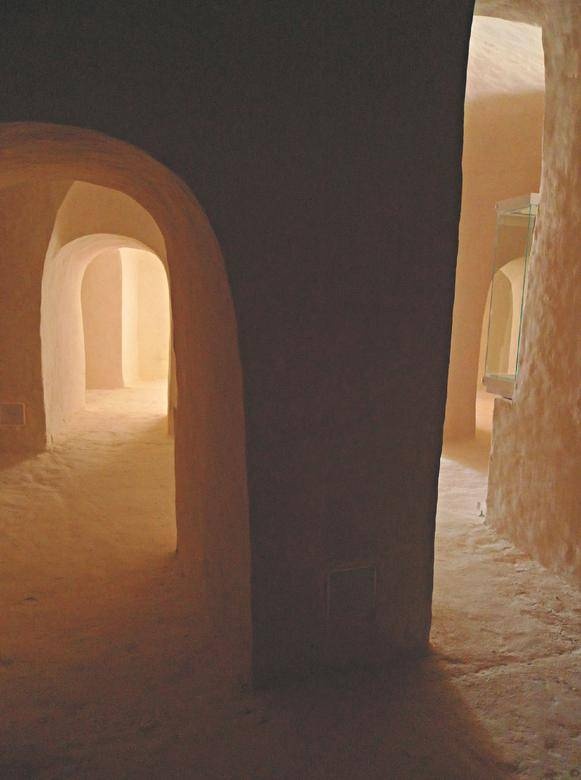 Иллюстрация к книге — Легенды метро и подземелий [i_011.jpg]