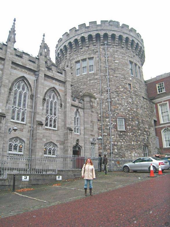 Иллюстрация к книге — Легенды метро и подземелий [i_015.jpg]