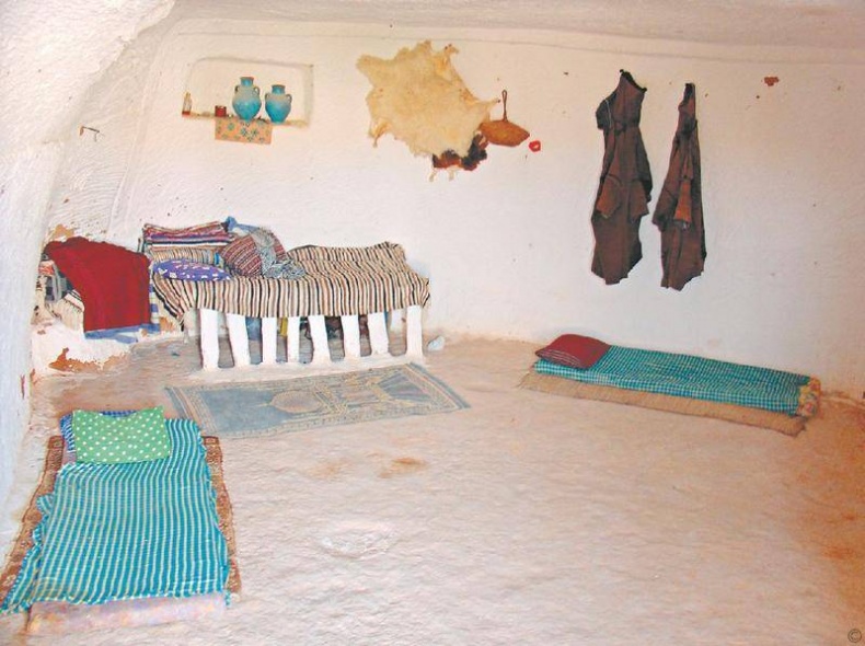 Иллюстрация к книге — Легенды метро и подземелий [i_021.jpg]