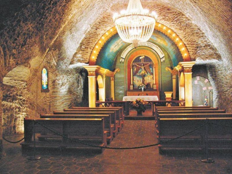 Иллюстрация к книге — Легенды метро и подземелий [i_040.jpg]