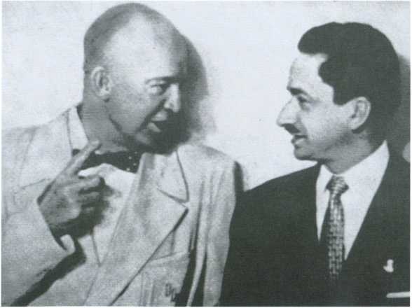 Иллюстрация к книге — Повседневная жизнь ЦРУ. Политическая история 1947-2007 [i_011.jpg]