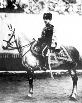 Иллюстрация к книге — Первая мировая война 1914-1918. Кавалерия Российской Императорской Гвардии. Униформа. Вооружение. Организация [i_012.jpg]