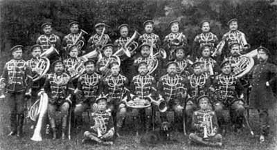 Иллюстрация к книге — Первая мировая война 1914-1918. Кавалерия Российской Императорской Гвардии. Униформа. Вооружение. Организация [i_036.jpg]