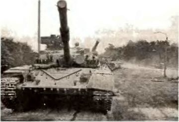 Иллюстрация к книге — Танковый меч страны Советов [i_002.jpg]