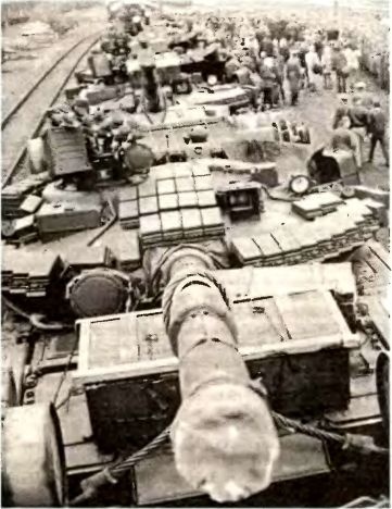 Иллюстрация к книге — Танковый меч страны Советов [i_003.jpg]