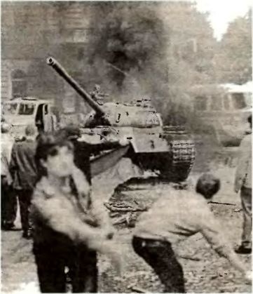 Иллюстрация к книге — Танковый меч страны Советов [i_069.jpg]