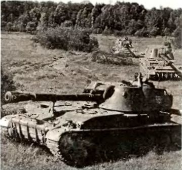 Иллюстрация к книге — Танковый меч страны Советов [i_084.jpg]