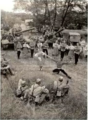 Иллюстрация к книге — Танковый меч страны Советов [i_091.jpg]