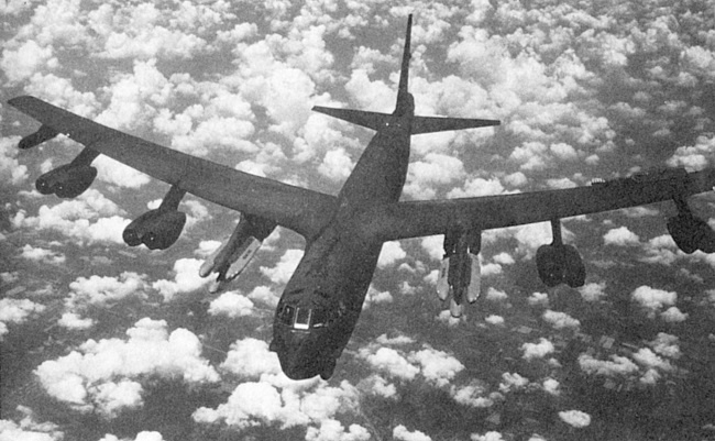 Иллюстрация к книге — Война. Полная энциклопедия. Все битвы, сражения и военные кампании мировой истории с 4-го тысячелетия до нашей эры до конца XX века [i_272.jpg]