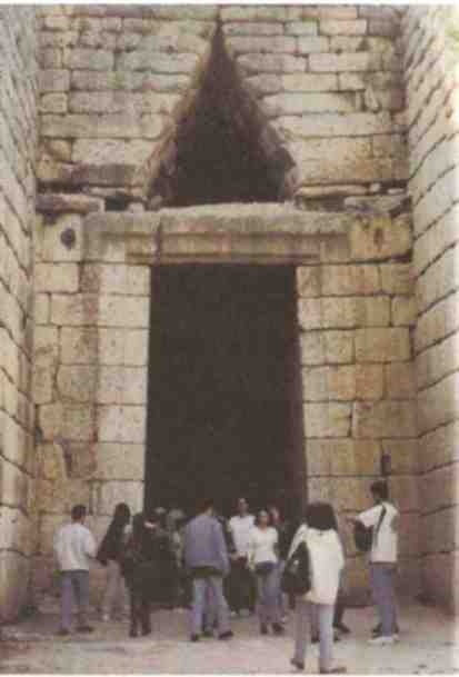 Иллюстрация к книге — Именем Зевса [i_026.jpg]