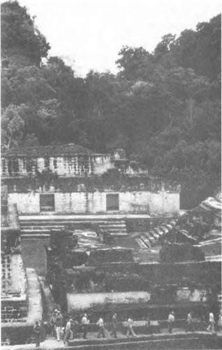 Иллюстрация к книге — Боги майя [i_016.jpg]