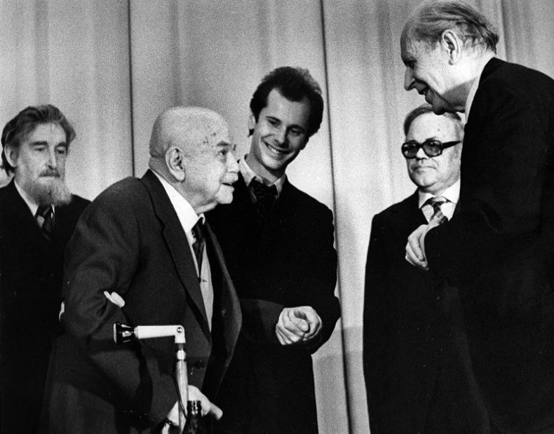 Иллюстрация к книге — Самое шкловское [i_040.jpg]