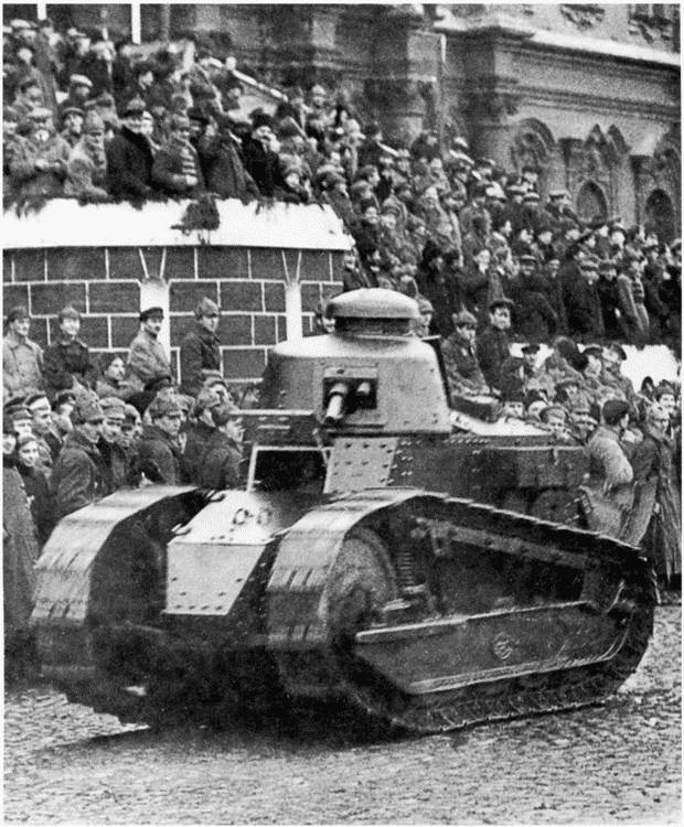Иллюстрация к книге — Танк № 1 «Рено ФТ-17» [i_001.jpg]