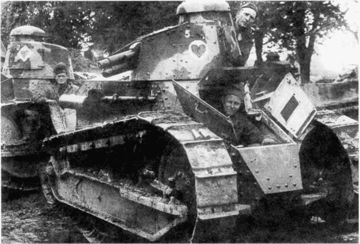 Иллюстрация к книге — Танк № 1 «Рено ФТ-17» [i_026.jpg]