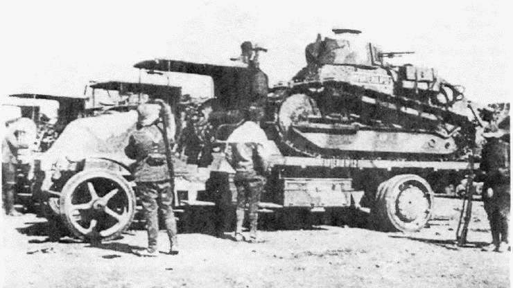 Иллюстрация к книге — Танк № 1 «Рено ФТ-17» [i_041.jpg]