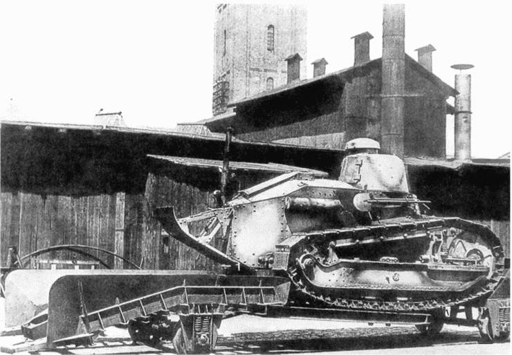 Иллюстрация к книге — Танк № 1 «Рено ФТ-17» [i_071.jpg]