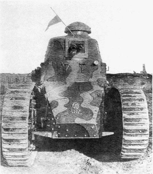 Иллюстрация к книге — Танк № 1 «Рено ФТ-17» [i_072.jpg]